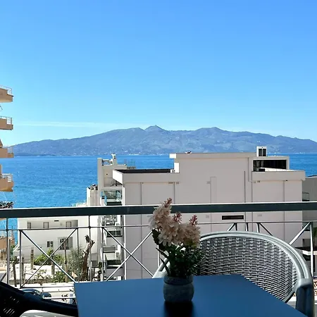 Oxhaku ホテル Sarandë