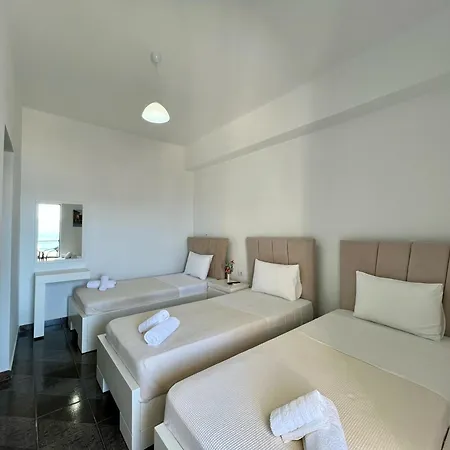 Oxhaku ホテル Sarandë